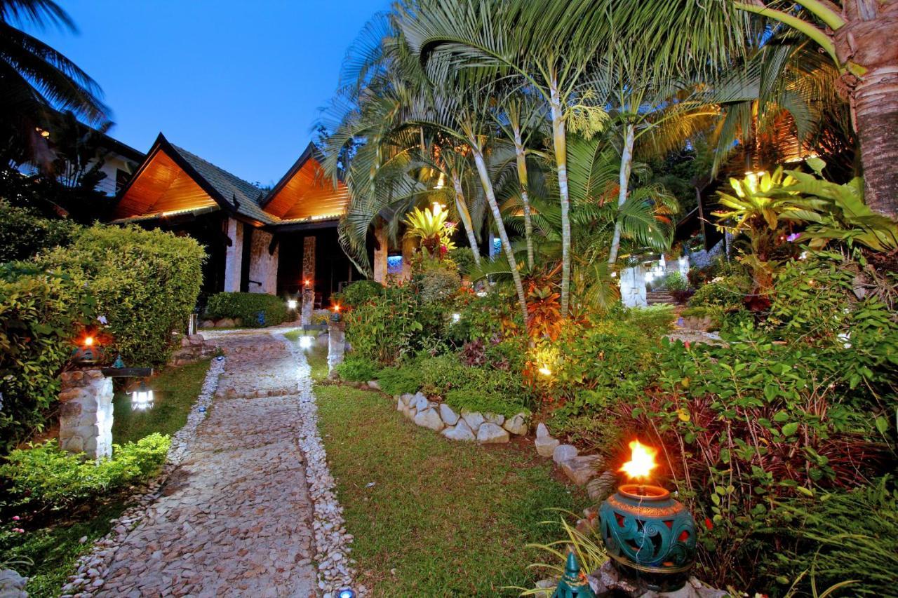 Boomerang Village Cottages Karon Esterno foto