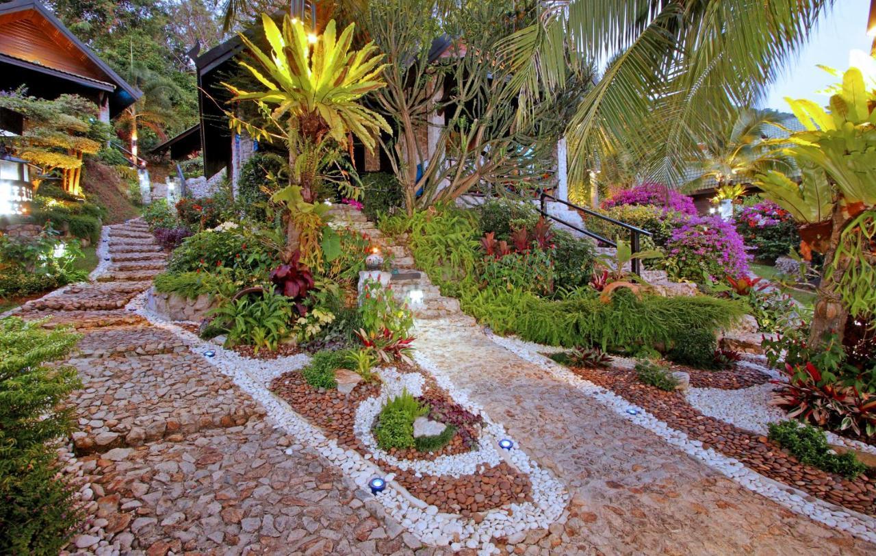 Boomerang Village Cottages Karon Esterno foto