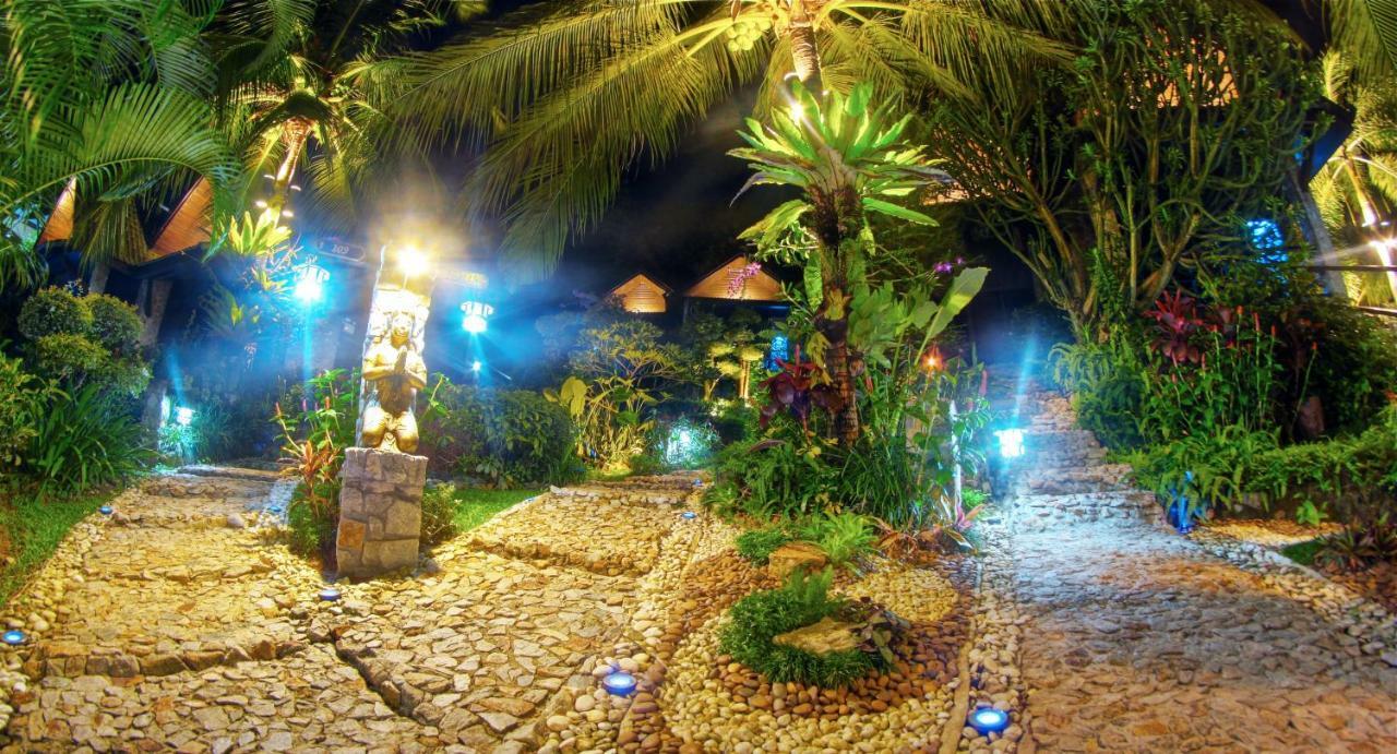 Boomerang Village Cottages Karon Esterno foto